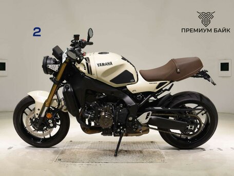 2025 Yamaha XSR900, бежевый, 1299000 рублей, вид 2