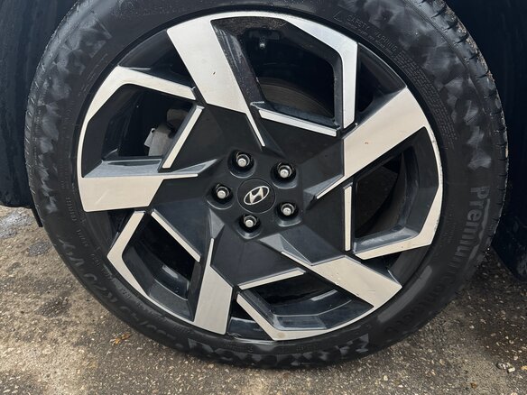 2022 Hyundai Santa Fe IV Рестайлинг, белый, 4200000 рублей - вид 5