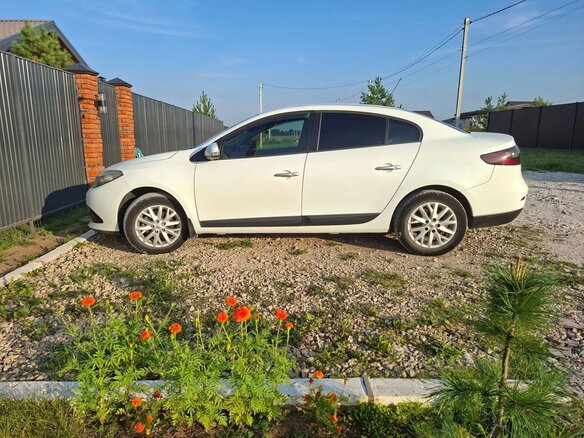 2014 Renault Fluence I Рестайлинг, белый - вид 4