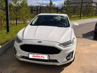 2020 Ford Fusion (North America) II Рестайлинг, белый, 1800000 рублей, вид 3