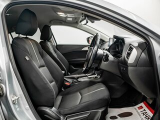 2017 Mazda Axela III Рестайлинг, серый, 1100000 рублей, вид 5