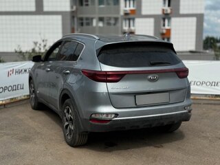 2020 Kia Sportage IV Рестайлинг, серый, 2299000 рублей, вид 4