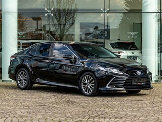 2021 Toyota Camry VIII (XV70) Рестайлинг, чёрный, 2795000 рублей, вид 3