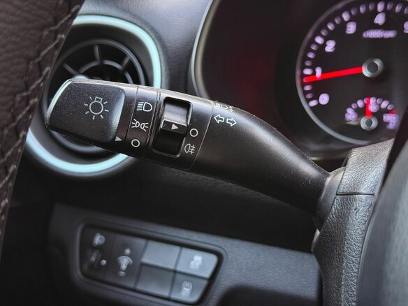 2021 Kia Cerato IV Рестайлинг, белый, 1565000 рублей - вид 17