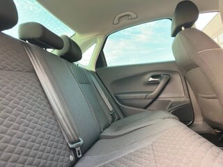 2018 Volkswagen Polo V Рестайлинг, чёрный, 1265000 рублей, вид 4
