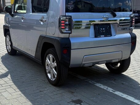 2023 Daihatsu Taft II, серебристый, 1020000 рублей, вид 3