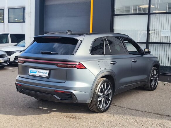 2024 Geely Monjaro I, серый, 3150000 рублей - вид 4