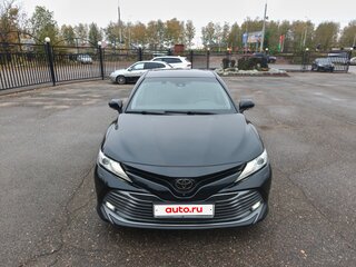 2018 Toyota Camry VIII (XV70), чёрный, 2930000 рублей, вид 1