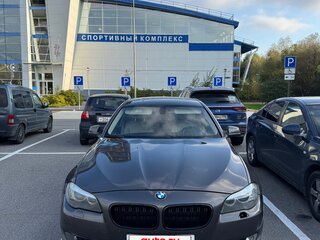 2011 BMW 5 серии 528i VI (F10/F11/F07), коричневый, 1550000 рублей, вид 2
