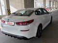 2019 Kia Optima IV Рестайлинг, белый, 1100000 рублей - вид 6