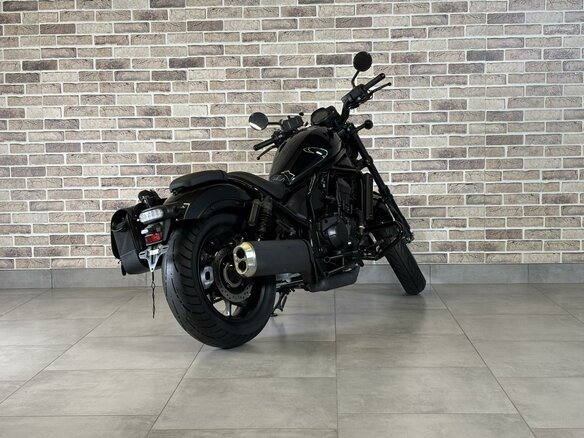 2022 Honda CMX 1100 Rebel, чёрный, 1011000 рублей - вид 2