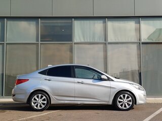 2011 Hyundai Solaris I, серебристый, 535000 рублей, вид 3