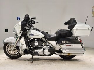 2005 Harley-Davidson Electra Glide, белый, 850000 рублей, вид 1