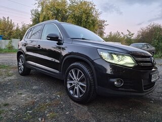 2011 Volkswagen Tiguan I Рестайлинг, чёрный, 1500000 рублей, вид 2
