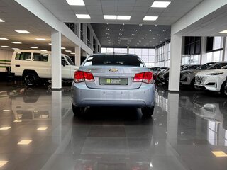 2010 Chevrolet Cruze I, серый, 695000 рублей, вид 4