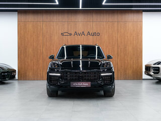 2026 Porsche Cayenne III Рестайлинг, чёрный, 17290000 рублей, вид 3