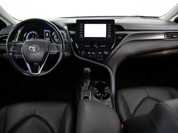 2021 Toyota Camry VIII (XV70) Рестайлинг, белый, 2799000 рублей - вид 8
