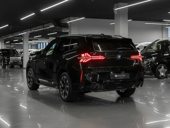 2024 BMW X3 25L xDrive IV (G45/G48), чёрный - вид 3