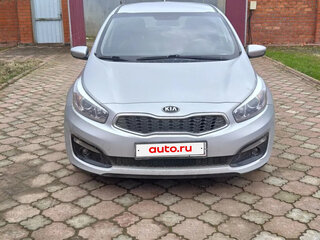 2018 Kia Ceed II Рестайлинг, серебристый, 1249999 рублей, вид 3