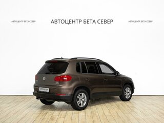2014 Volkswagen Tiguan I Рестайлинг, коричневый, 1197000 рублей, вид 3