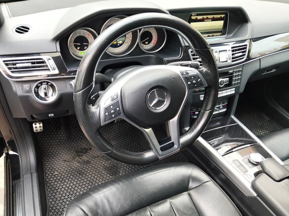 2015 Mercedes-Benz E-Класс 300 IV (W212, S212, C207) Рестайлинг, чёрный, 1950000 рублей - вид 5