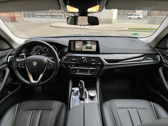2018 BMW 5 серии 520d VII (G30/G31/G38), серый, 3490000 рублей - вид 8