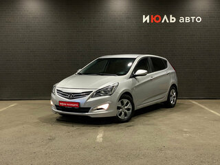 2016 Hyundai Solaris I Рестайлинг, серебристый, 830000 рублей, вид 1