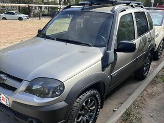 2019 Chevrolet Niva I Рестайлинг, серый, 930000 рублей, вид 1