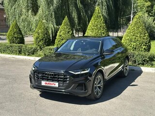2020 Audi Q8 55 TFSI I (4M), чёрный, 6350000 рублей, вид 3