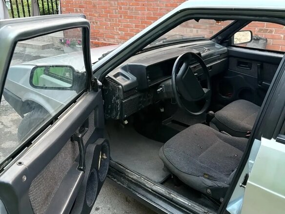 2001 Lada (ВАЗ) 2109, серебристый, 180000 рублей - вид 5