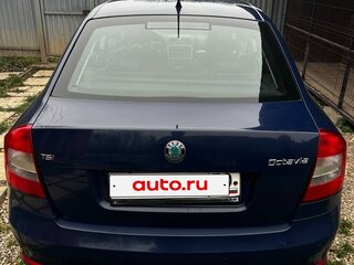 2013 Skoda Octavia II (A5) Рестайлинг, синий, 900000 рублей, вид 4