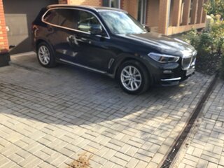 2020 BMW X5 30d IV (G05/G18), чёрный, 7800000 рублей, вид 3