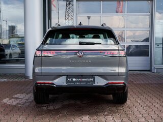 2026 Volkswagen Tavendor I Рестайлинг, серый, 5799000 рублей, вид 4