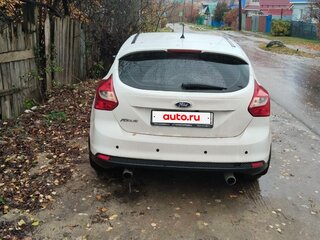 2011 Ford Focus III, белый, 590000 рублей, вид 3