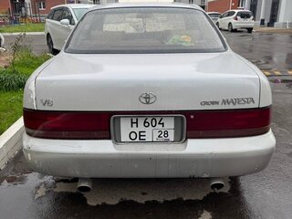 1992 Toyota Crown Majesta I (S140), белый, 600000 рублей, вид 5