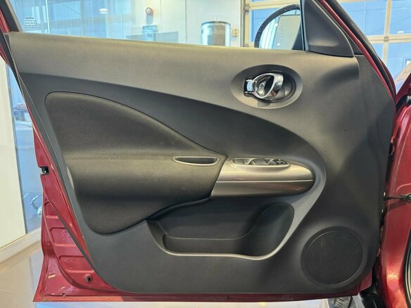 2011 Nissan Juke I, красный, 759000 рублей - вид 10