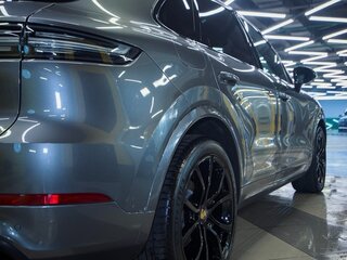 2019 Porsche Cayenne III, серый, 5999999 рублей, вид 3