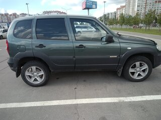2016 Chevrolet Niva I Рестайлинг, серый, 530000 рублей, вид 4