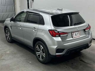 2022 Mitsubishi RVR III Рестайлинг 3, серебристый, 1750000 рублей, вид 3