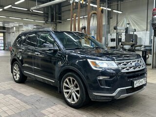2018 Ford Explorer V Рестайлинг, чёрный, 2674000 рублей, вид 2