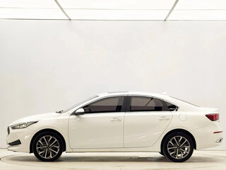 2022 Kia K3 II (China Market), белый, 1370000 рублей, вид 5