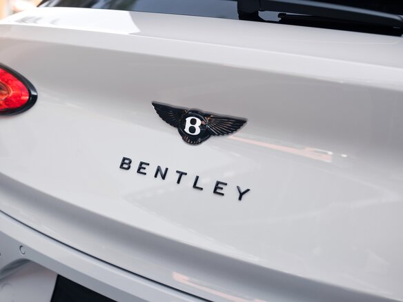 2026 Bentley Bentayga I Рестайлинг, серый, 45900000 рублей - вид 14