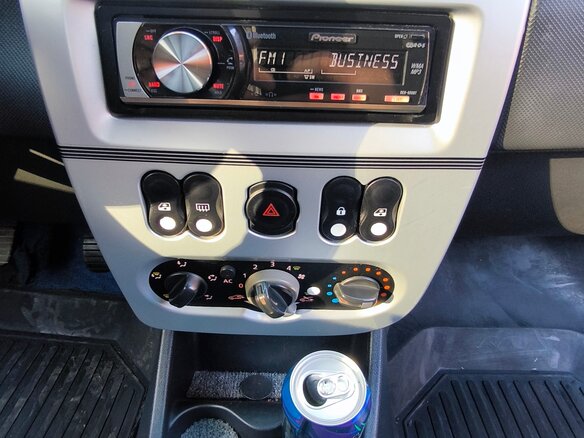 2010 Renault Logan I Рестайлинг, белый, 570000 рублей - вид 20