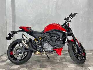 2023 Ducati Monster 937, красный, 989000 рублей, вид 1