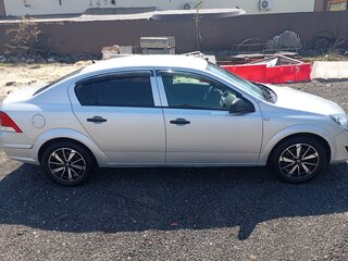 2010 Opel Astra H Рестайлинг, серый, 510000 рублей, вид 4