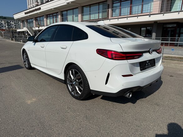 2022 BMW 2 серии 218i F44, белый - вид 4