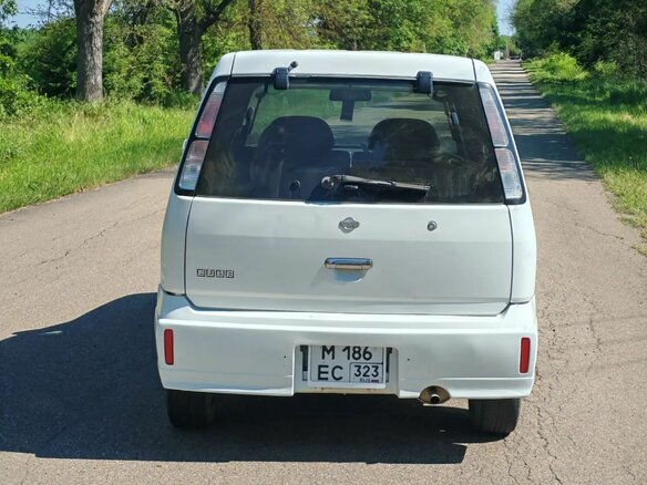 2001 Nissan Cube I Рестайлинг (Z10), белый, 310000 рублей - вид 6
