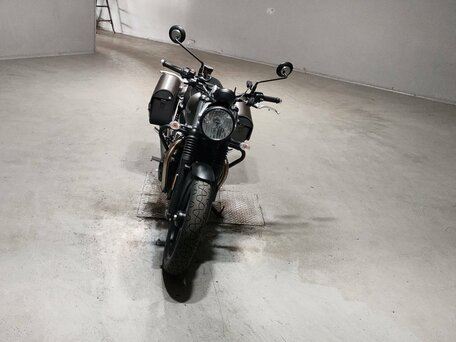 2021 Triumph Street Twin, серый, 760000 рублей, вид 5