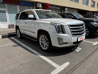 2020 Cadillac Escalade IV, белый, 4690000 рублей, вид 3