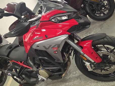 2025 Ducati Multistrada V4, красный, 2650000 рублей, вид 2